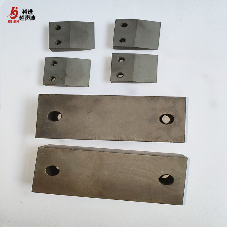 超声波模具应该怎么维护保养延长其使用寿命以及确保焊接质量和生产效率至关重要。